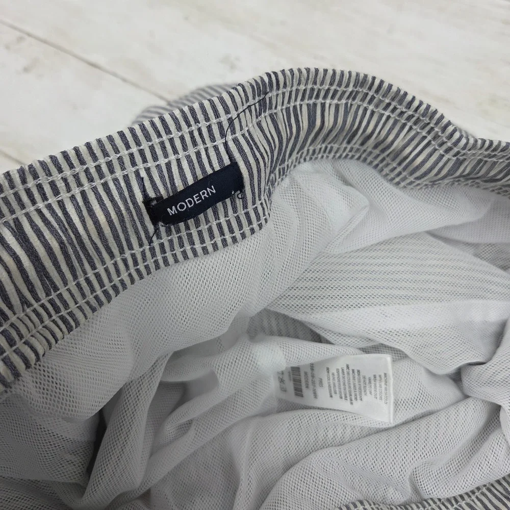 Five Four‎ Swim Trunks Mens 31 Blue White Striped Modern Mesh Lined Drawstring